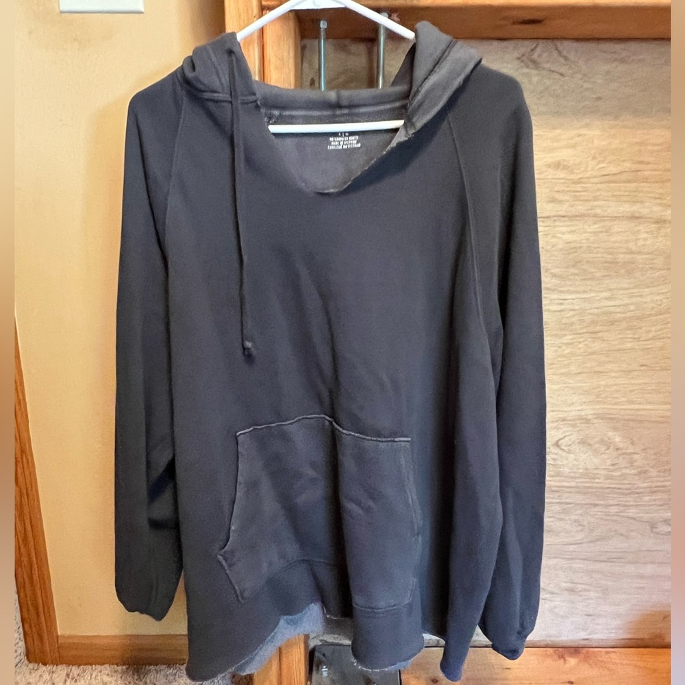 Arie rough edge hem hoodie